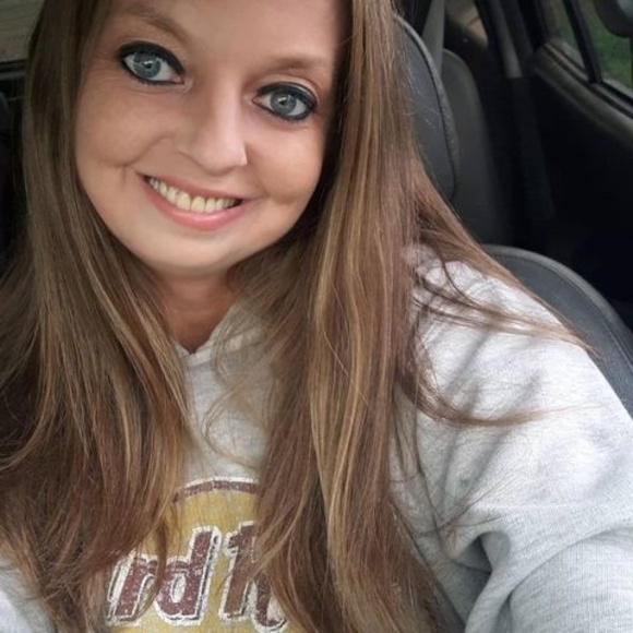 Meet your Posher, Crystal - Picture 1 of 1